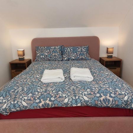 Bright - Central - Sleeps 10 إدنبرة المظهر الخارجي الصورة