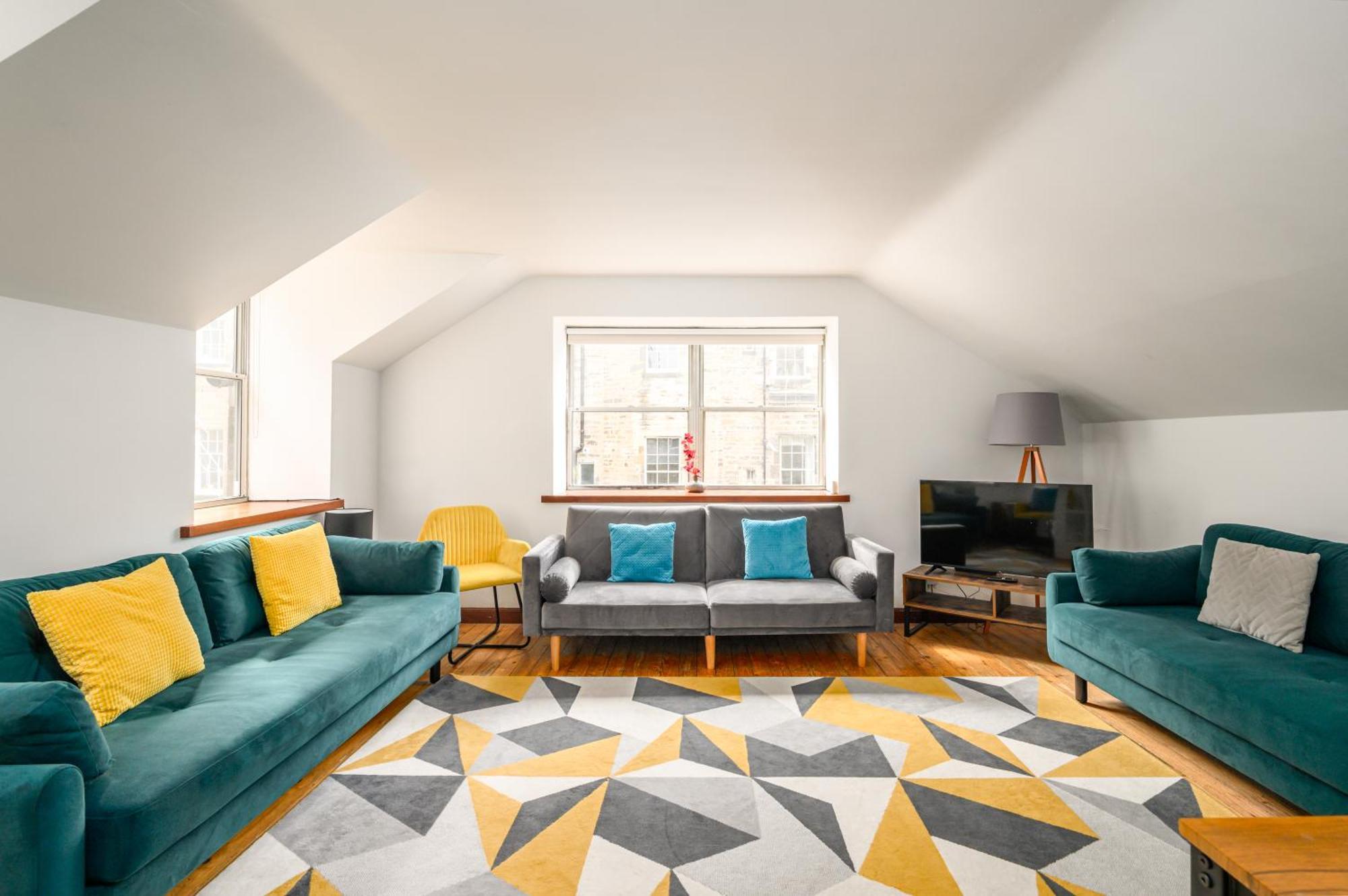 Bright - Central - Sleeps 10 إدنبرة المظهر الخارجي الصورة